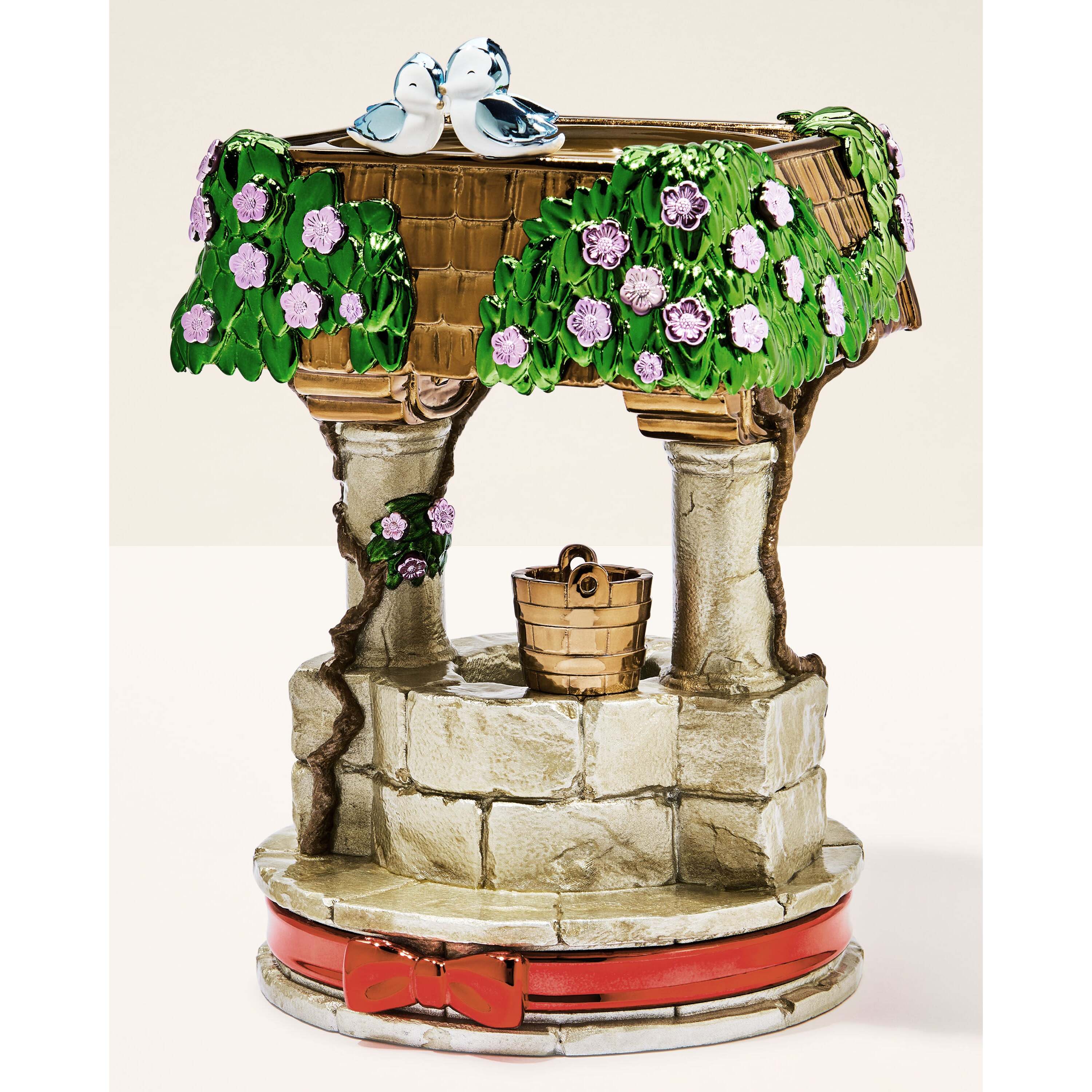 Snow White Pedestal 3-Wick Candle Holder